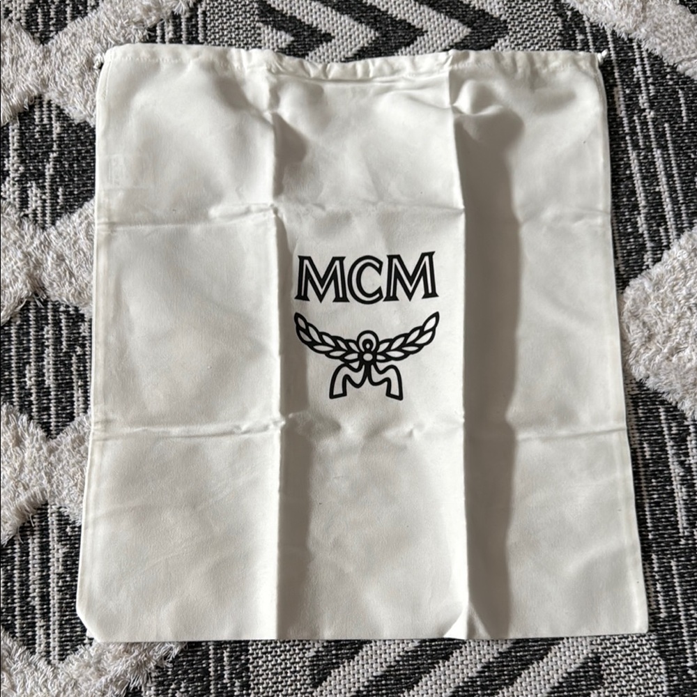 MCM Large Dust Bag NEW 18.5 x 16.5